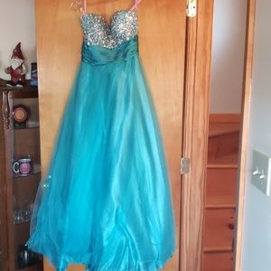 Prom dress